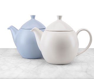 http://www.saratogateaandhoney.com/cdn/shop/collections/THcollections-teaware.jpg?v=1587064223