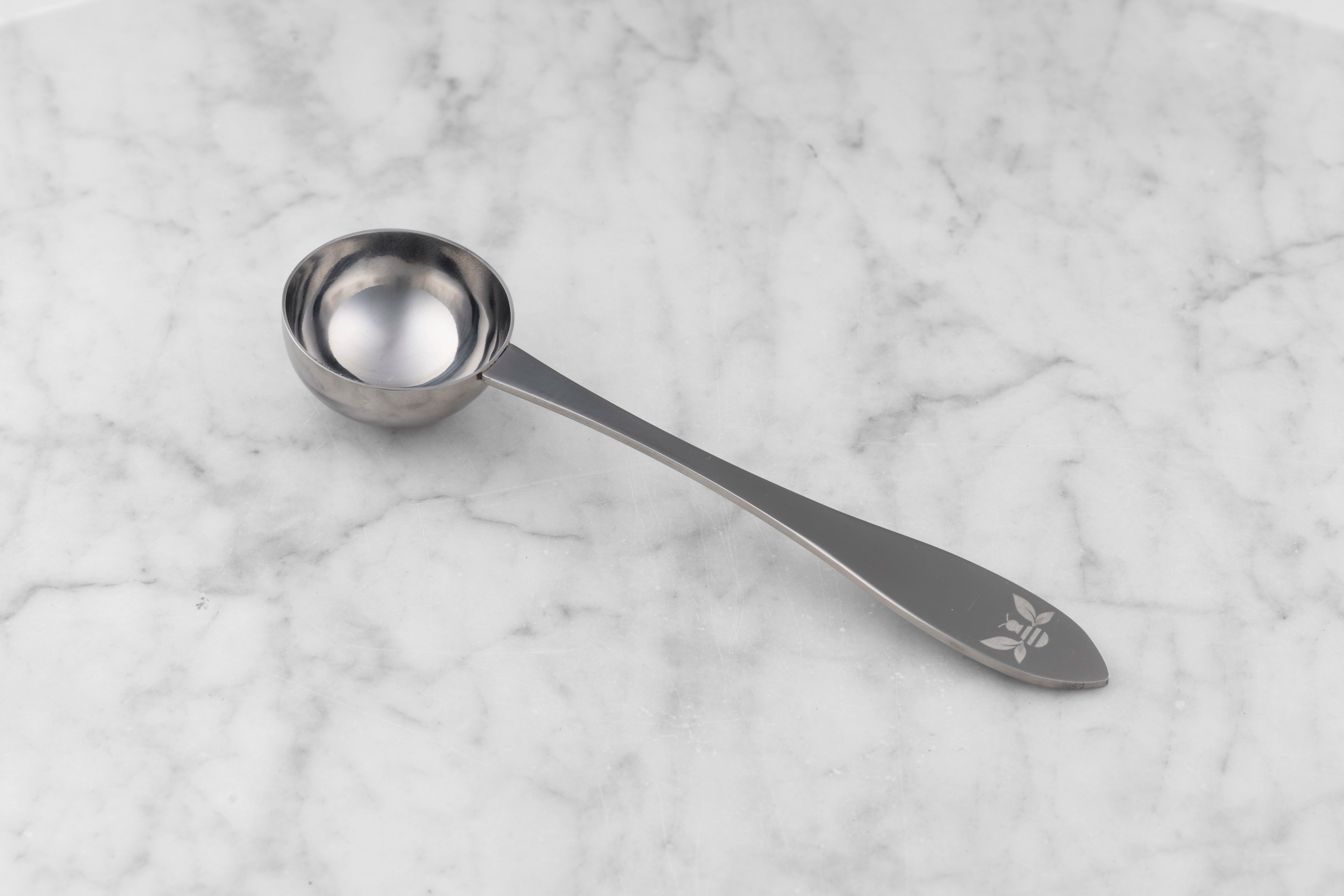 empty tea scoop