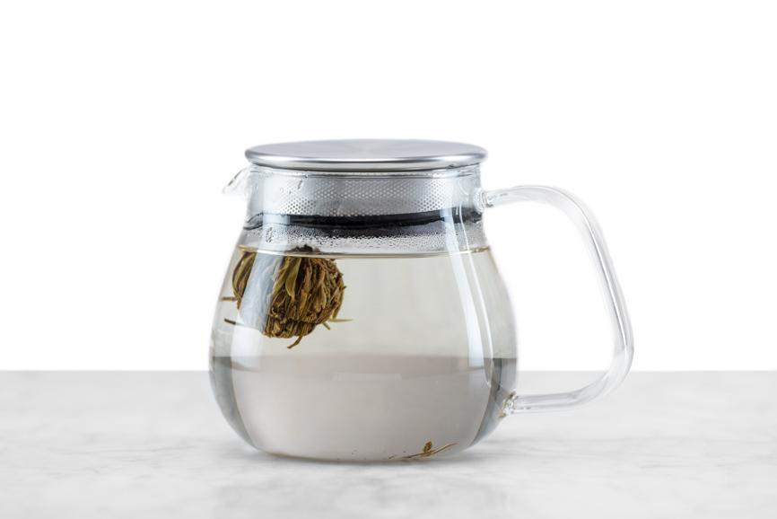 Hot Water Submerged Jasmine Flower Craft Green Tea