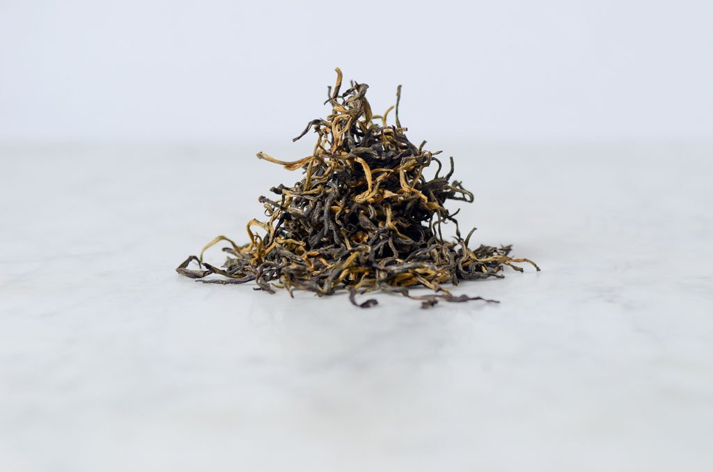 Gorgeous golden bud loose leaf black tea